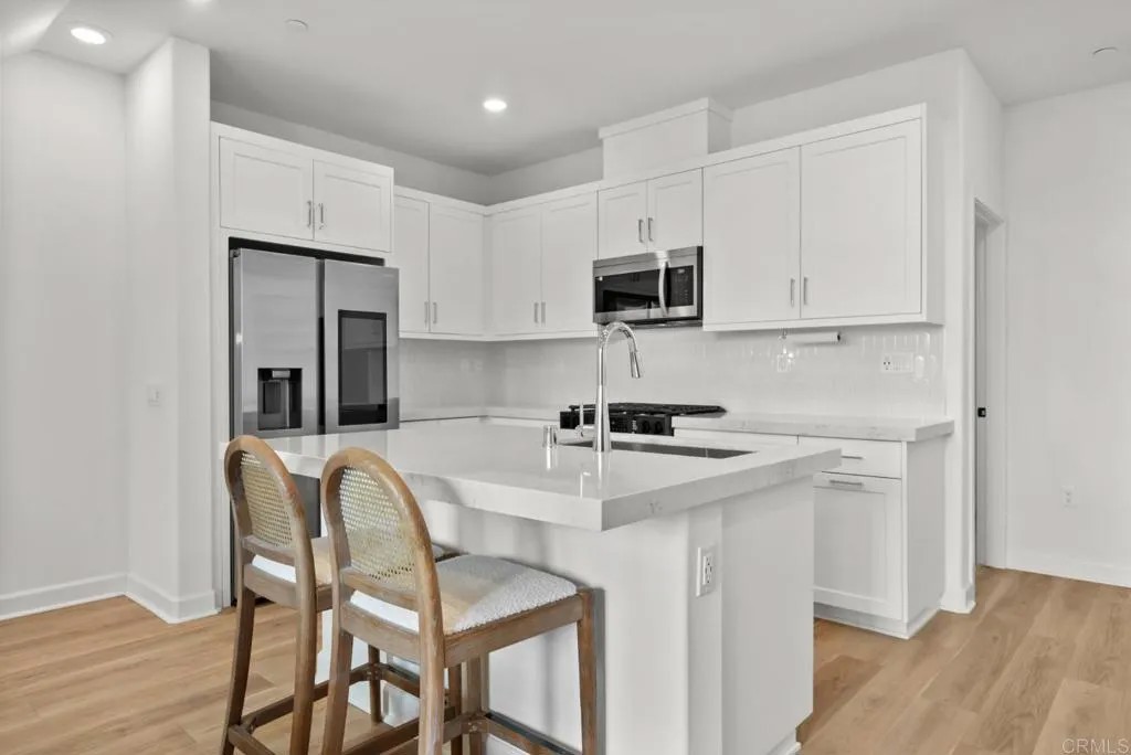 2325 Acara Circle