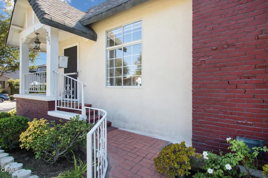 301 Rosemont Boulevard