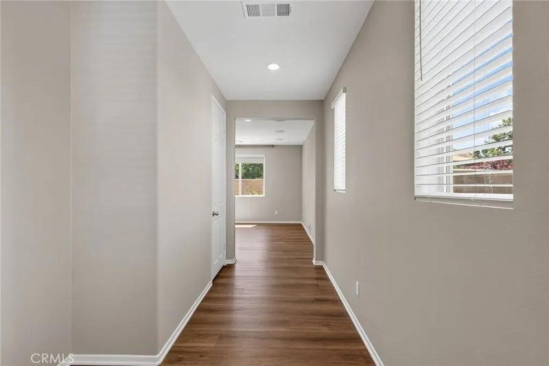 24170 Hillcrest 1