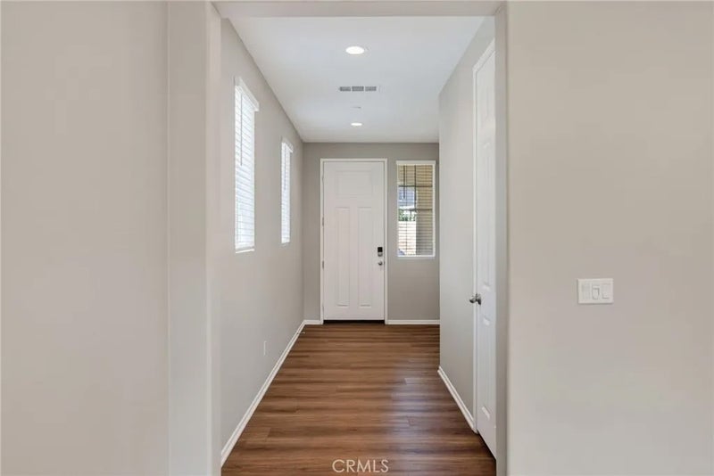 24170 Hillcrest 1