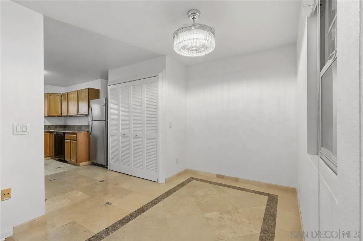 3044 Oliphant St Unit A A