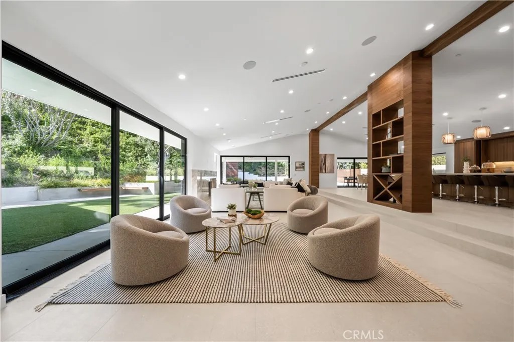 16105 Clear Oak Drive