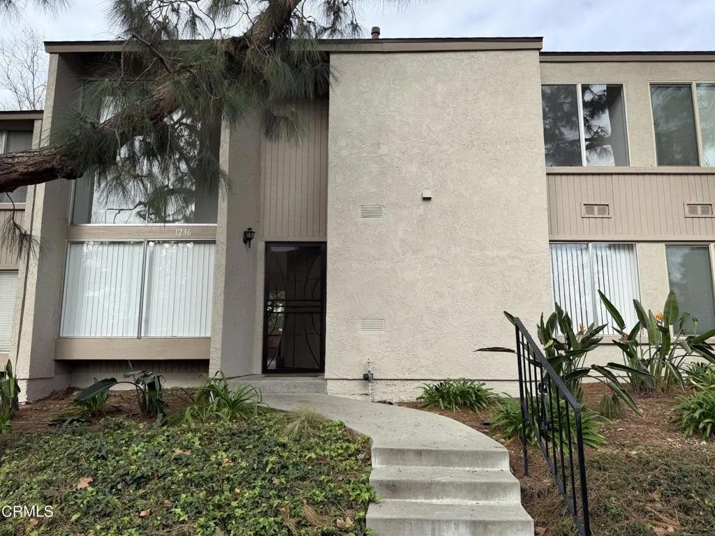 Photo of 1236 Llama Court, Ventura, CA 93003 (MLS # V1-33986)