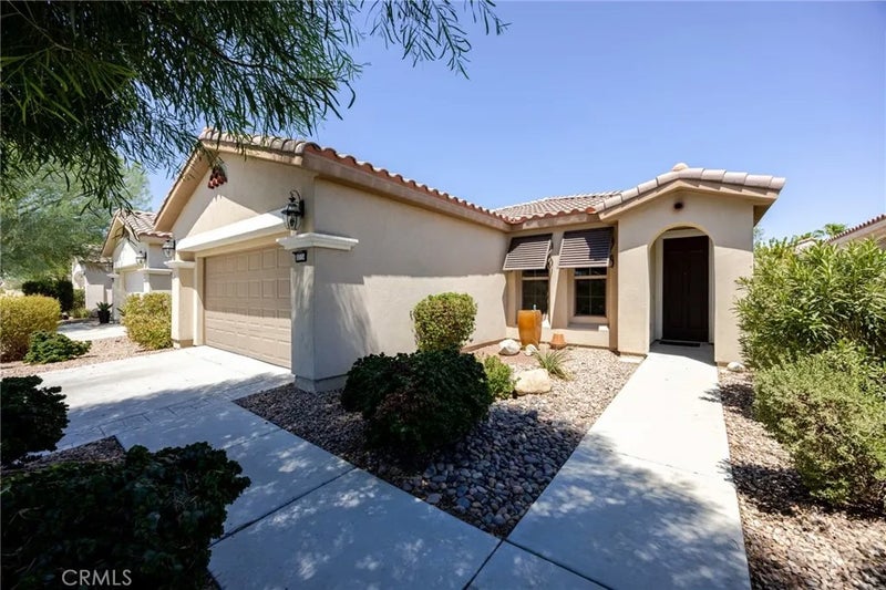 80554 Avenida Camarillo