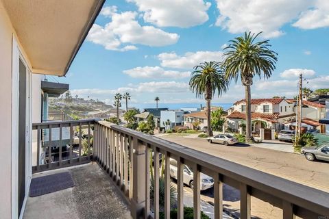 Tiny photo for 201 4th Street #A & B, Encinitas, CA 92024 (MLS # NDP2511408)