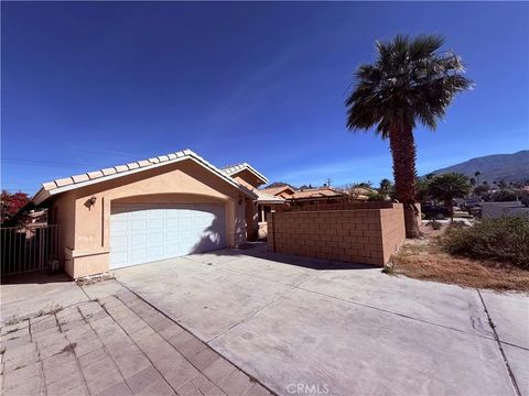 Photo of 51900 Avenida Madero, La Quinta, CA 92253 (MLS # OC26062286)