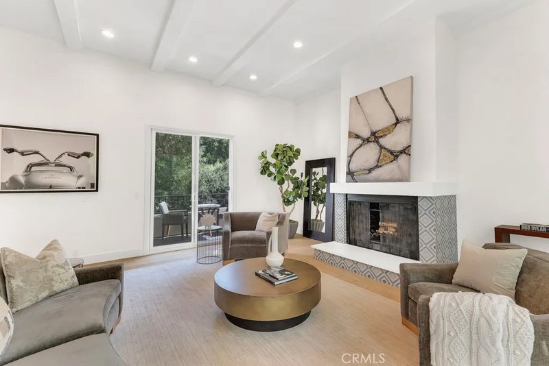 4148 Sunswept Drive