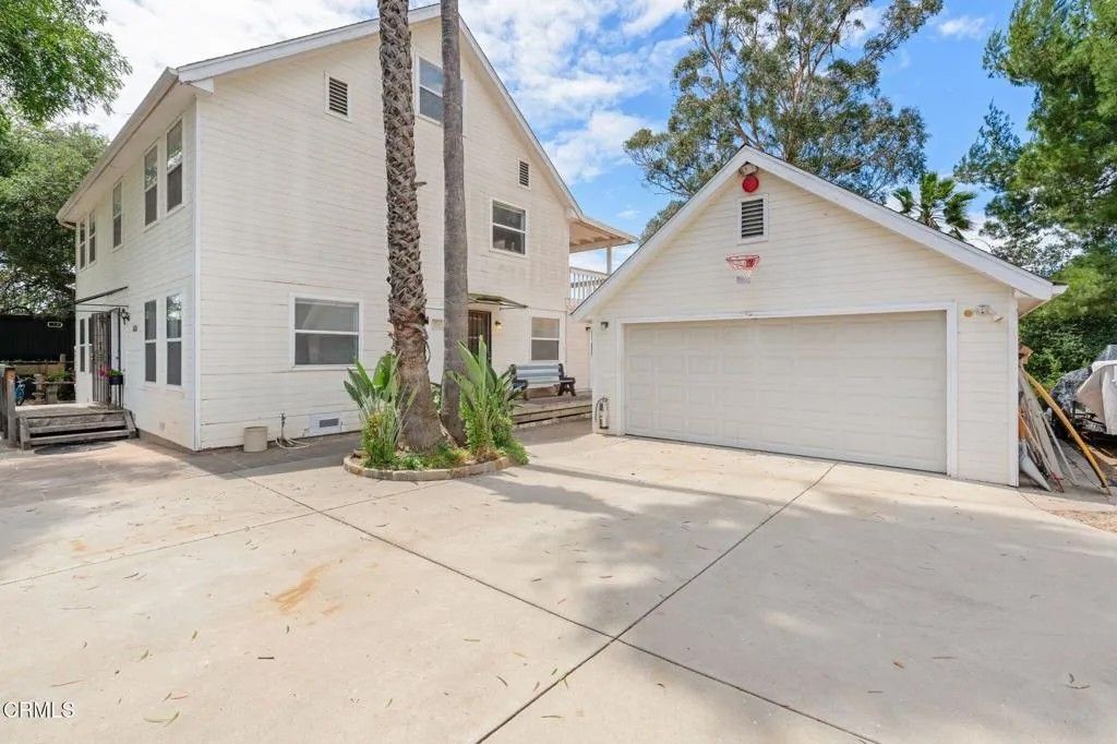 Photo of 587 N Rice Road, Ojai, CA 93023 (MLS # V1-36237)