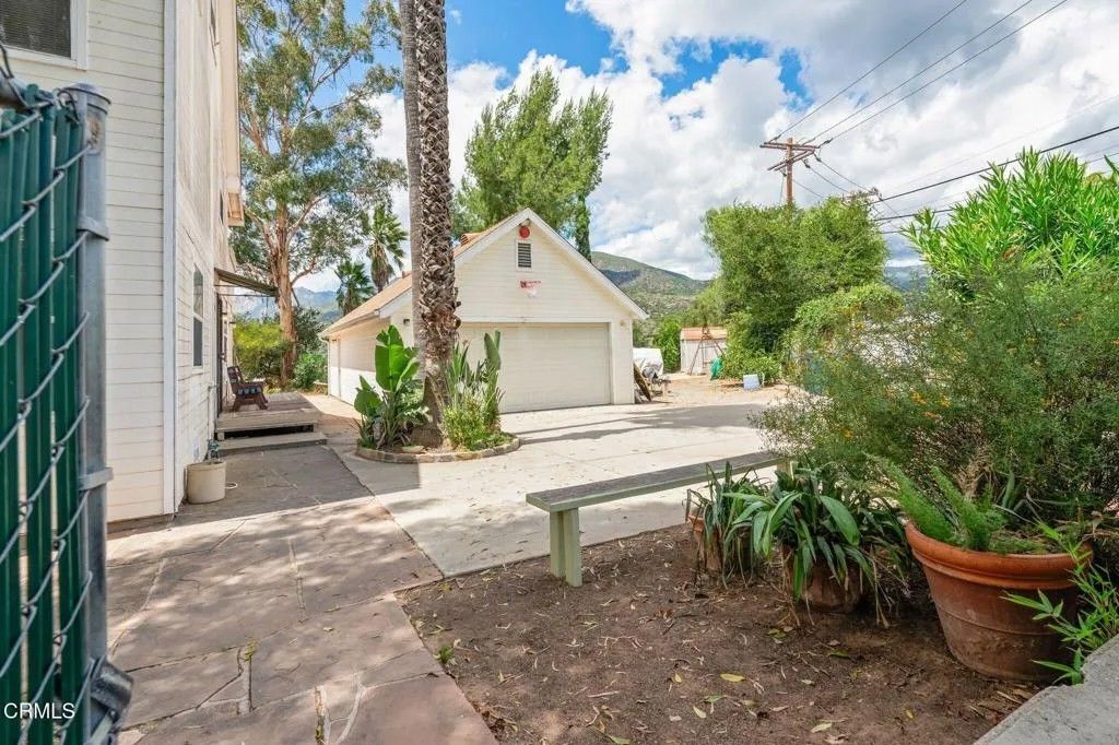 Photo of 587 N Rice Road, Ojai, CA 93023 (MLS # V1-36237)