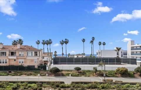 Photo of 835 N Cleveland Street #E, Oceanside, CA 92054 (MLS # NDP2601249)