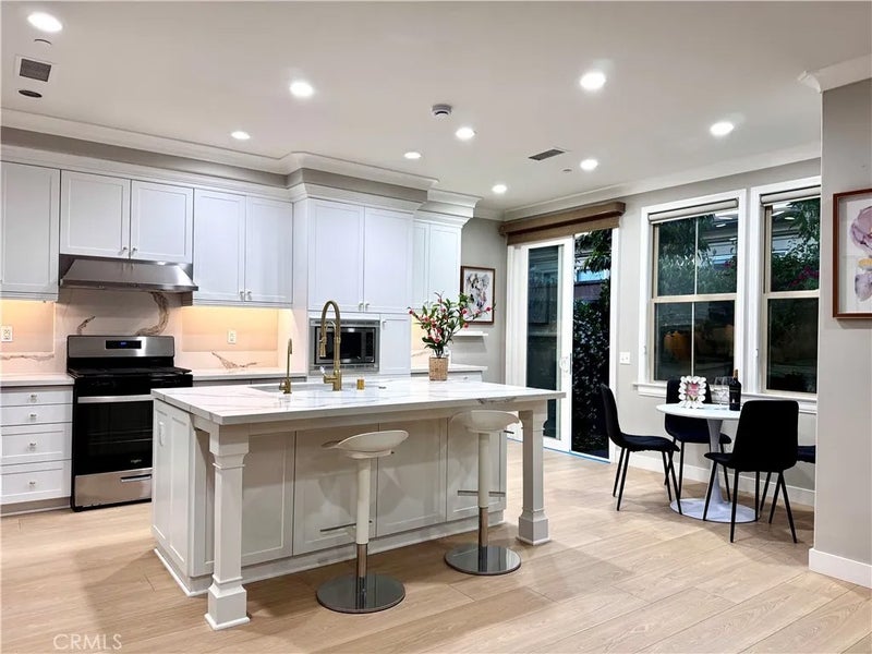 31 Shellbark