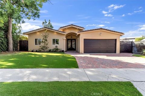 Tiny photo for 5701 Wish Avenue, Encino, CA 91316 (MLS # SR25235692)