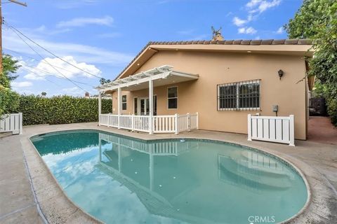 Tiny photo for 5701 Wish Avenue, Encino, CA 91316 (MLS # SR25235692)