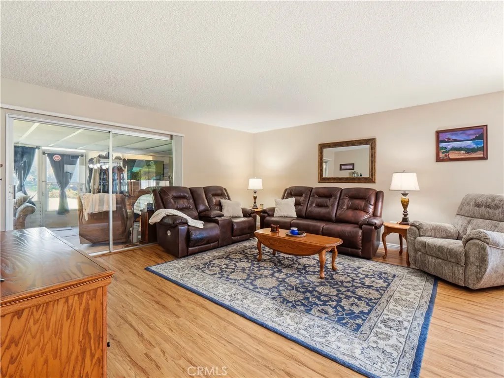 19401 Oak Crossing