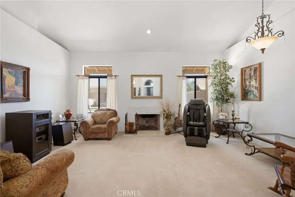 30401 Cool Valley Highlands
