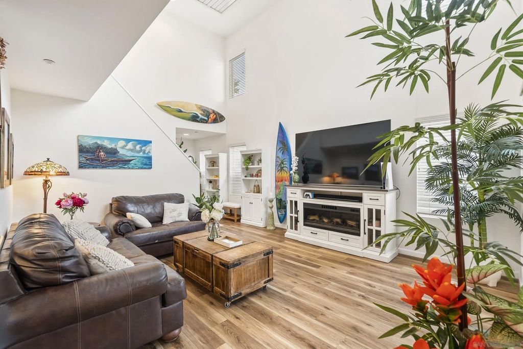 Photo of 1783 Cottonwood Dr, Vista, CA 92081 (MLS # 260008697)