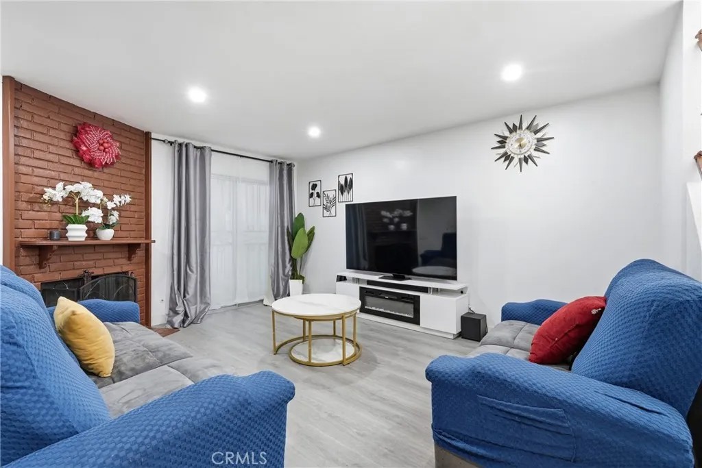 8350 Burnet 12