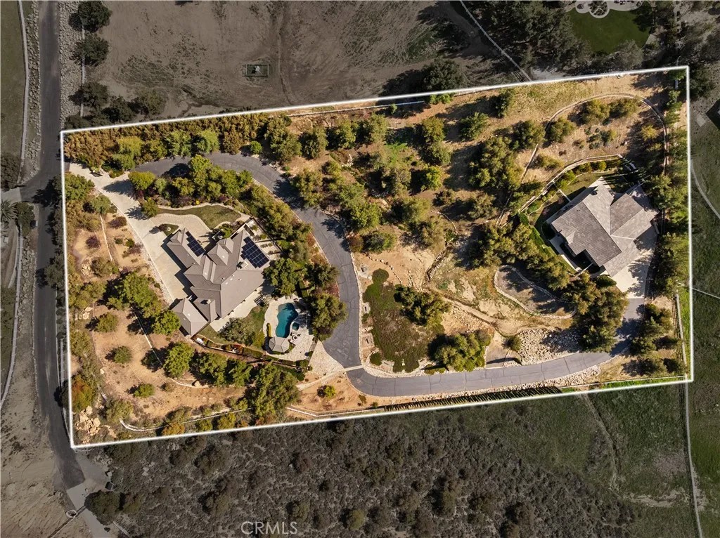 38565 Celine Cove