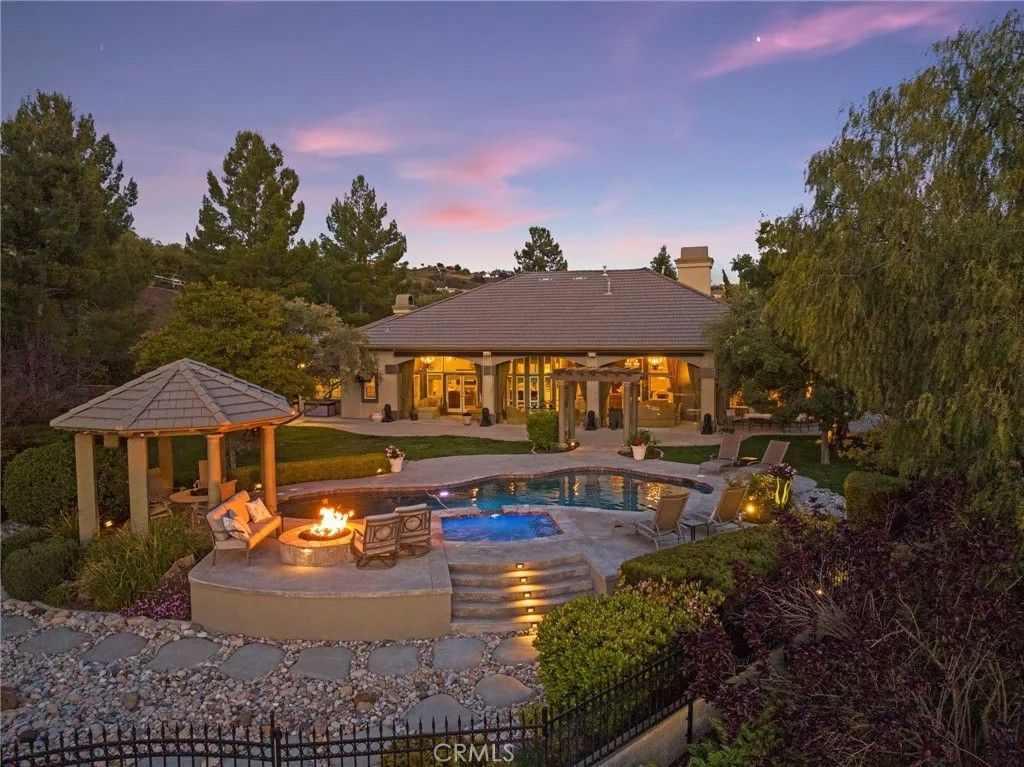 Photo of 38565 Celine Cove, Murrieta, CA 92562 (MLS # SW25085562)