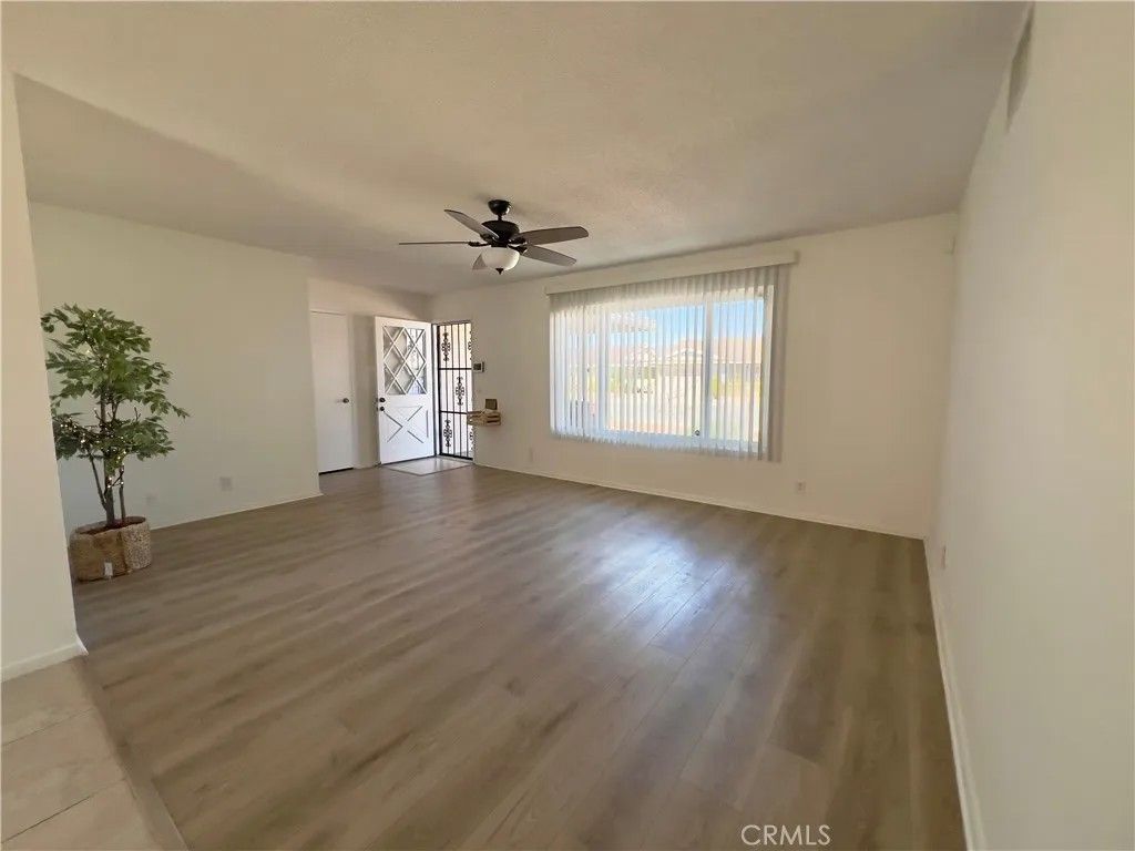 Photo of 1521 W Westmont Ave, Hemet, CA 92543 (MLS # WS26057319)