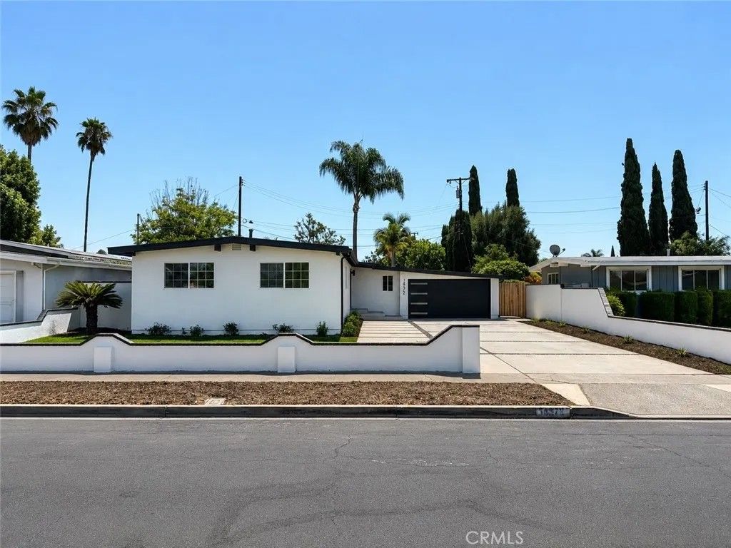 Photo of 14372 Livingston ST, Tustin, CA 92780 (MLS # PW26163089)