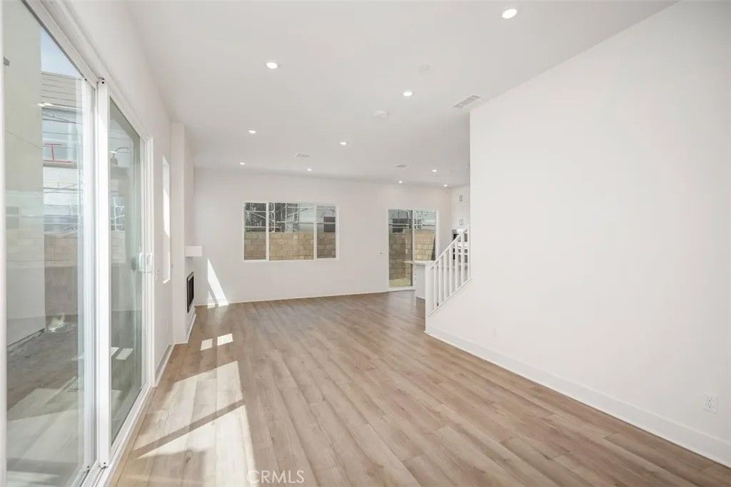 Photo of 31949 Via Encima, San Juan Capistrano, CA 92675 (MLS # OC26051365)