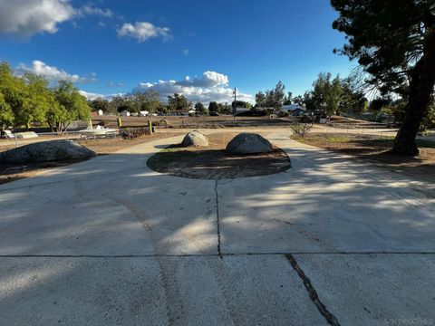 Tiny photo for 2542 Mitten Ln, Ramona, CA 92065 (MLS # 250041747)