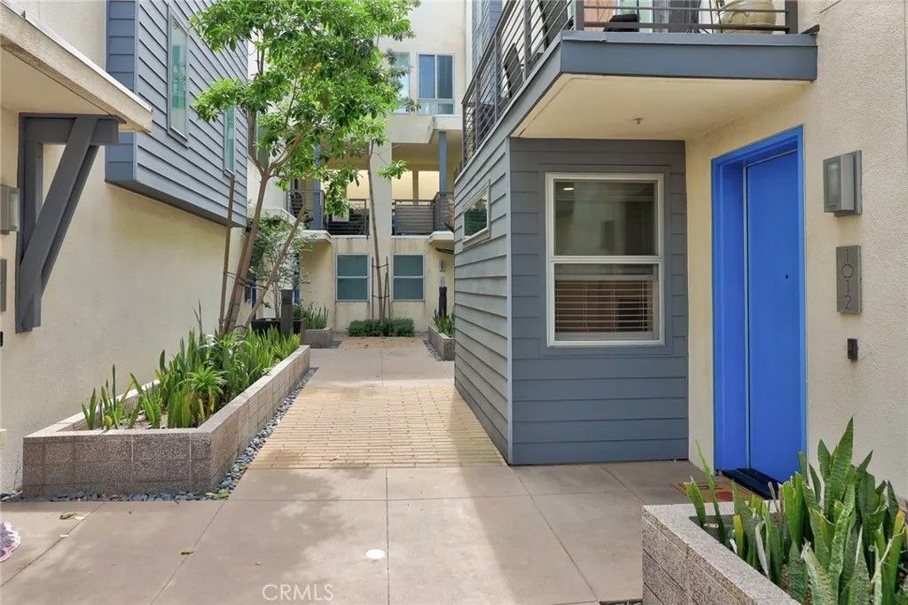 Photo of 1012 Eucalipto Place, Montebello, CA 90640 (MLS # CV26091655)