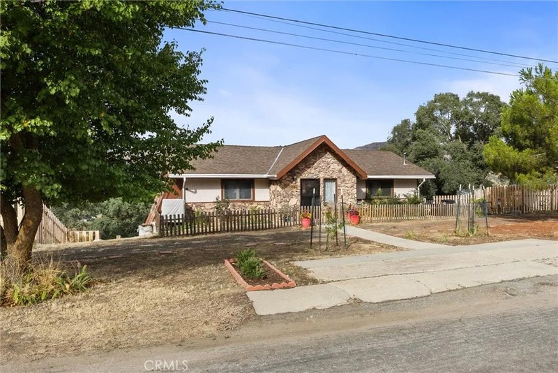 22801 Fran Drive