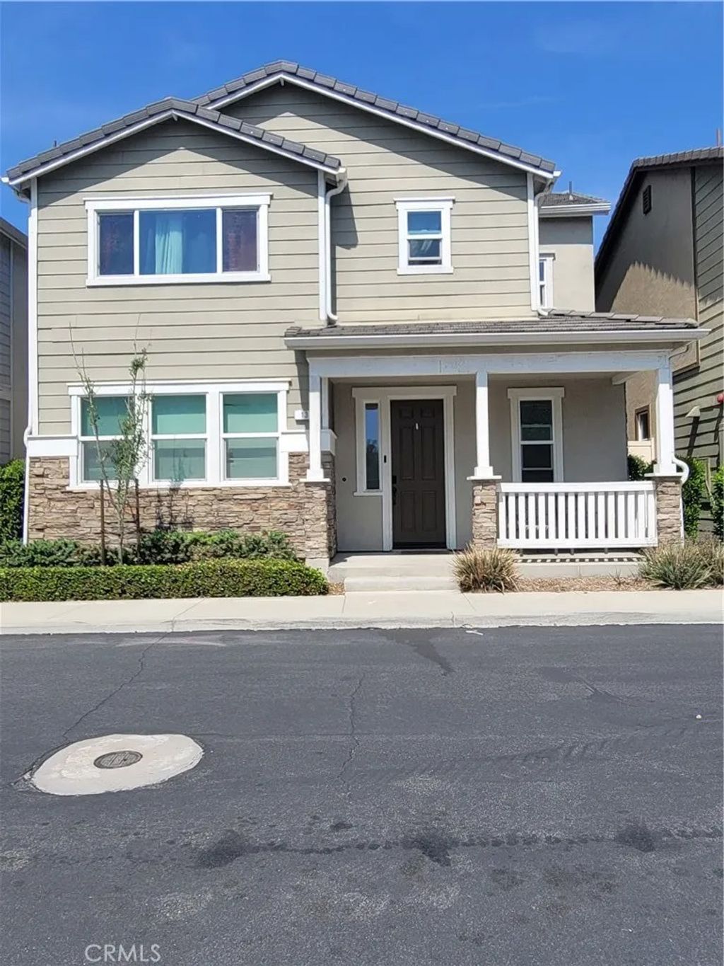 Photo of 13 Edgemont Way, Compton, CA 90221 (MLS # IN26082916)