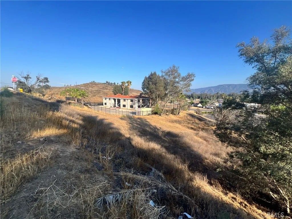 Photo of 0 Lash, Lake Elsinore, CA 92530 (MLS # DW25084857)
