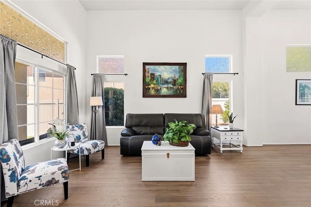 42276 Camino Merano