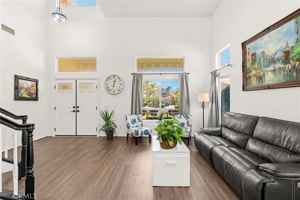 42276 Camino Merano