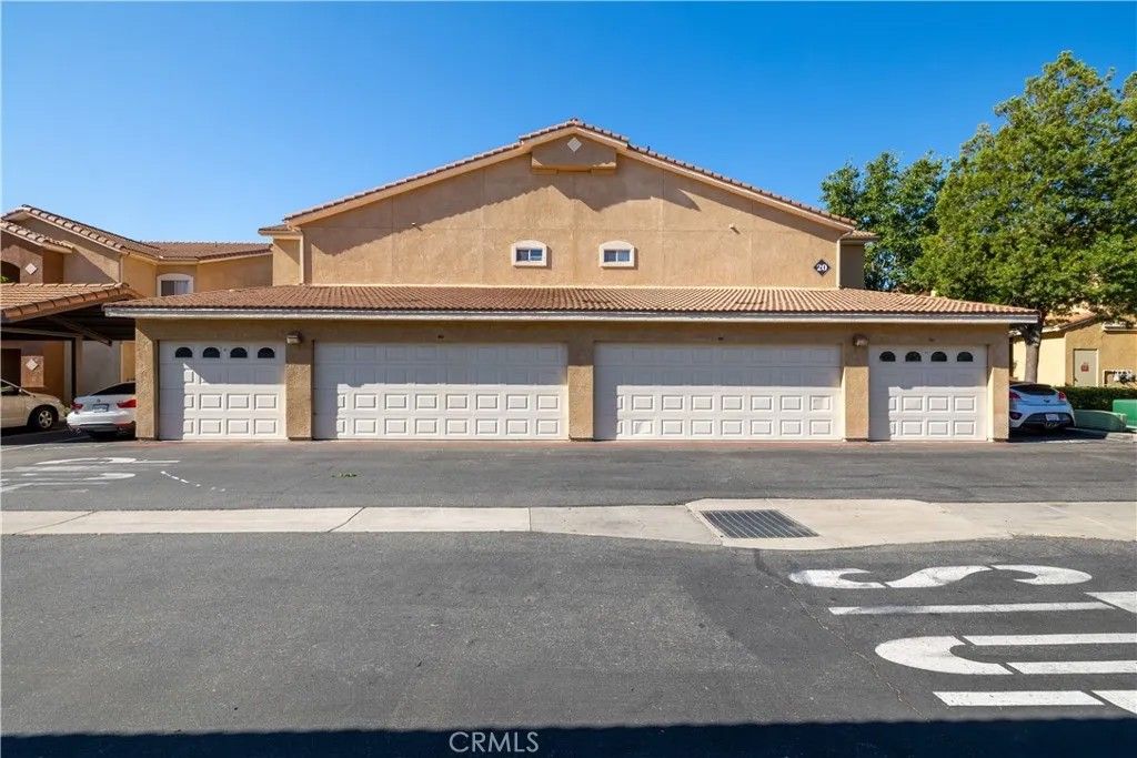 Photo of 24909 Madison Avenue #2013, Murrieta, CA 92562 (MLS # SW25226404)