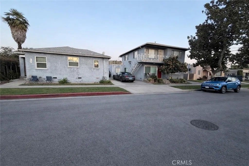 Photo of 716 Fischer St, Glendale, CA 91205 (MLS # SR26065899)