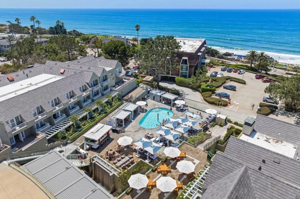 1552 Camino Del Mar 401