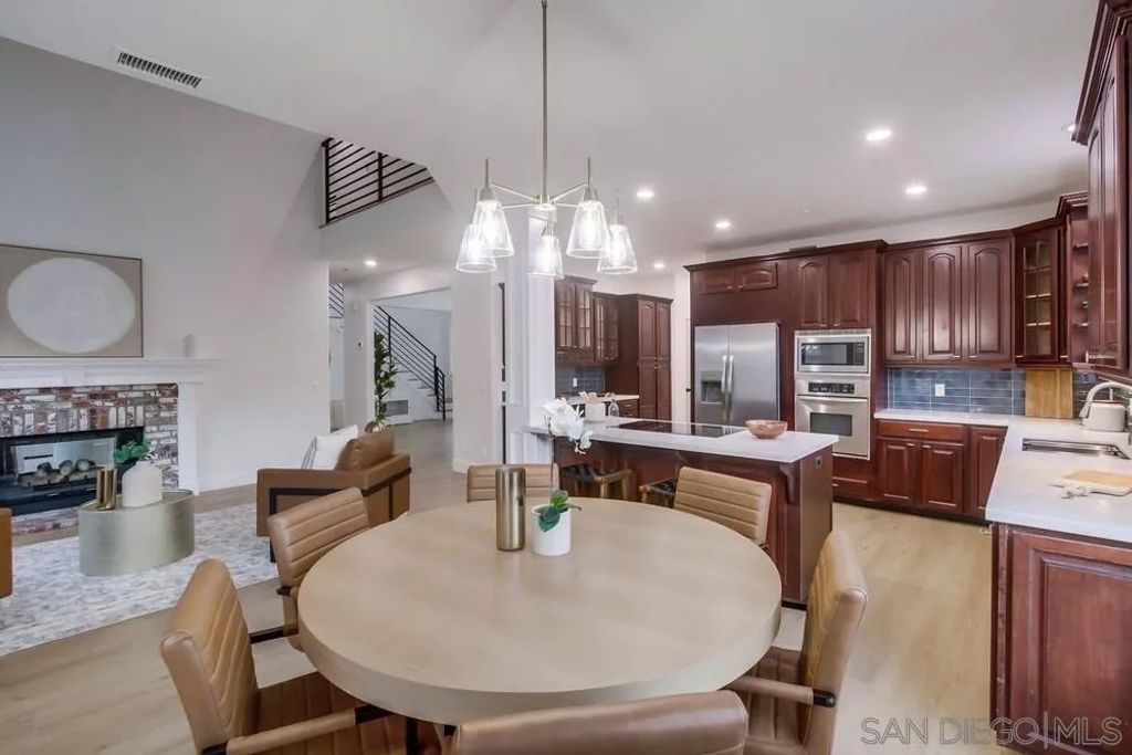 Photo of 2543 Daisy Ln, Fallbrook, CA 92028 (MLS # 250039548)