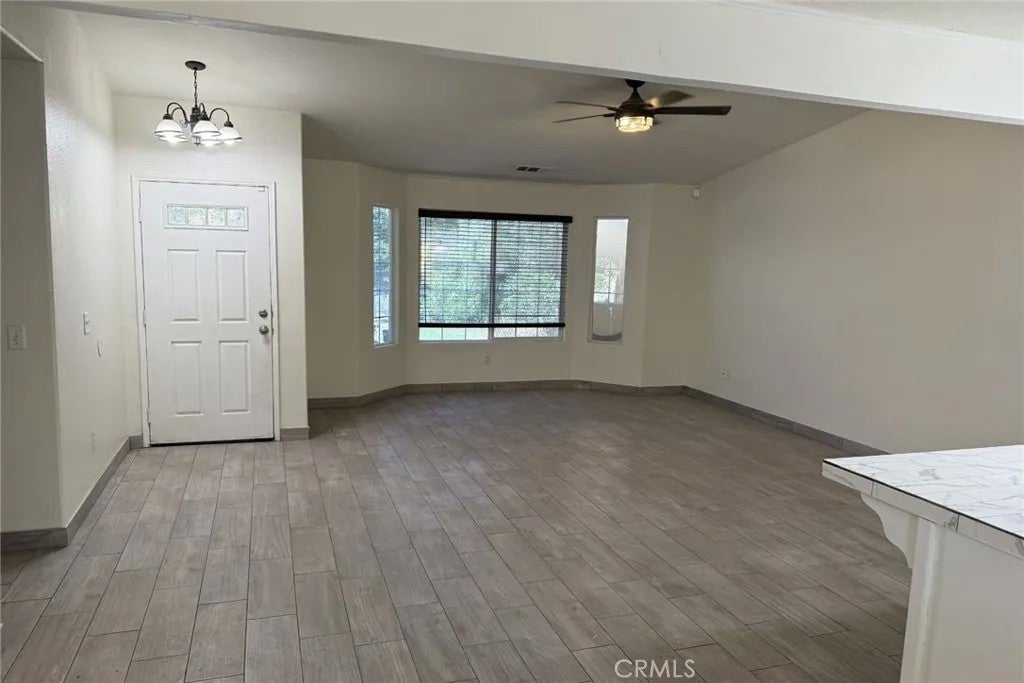 Photo of 409 W Packwood Ave, Visalia, CA 93277 (MLS # PI26072169)