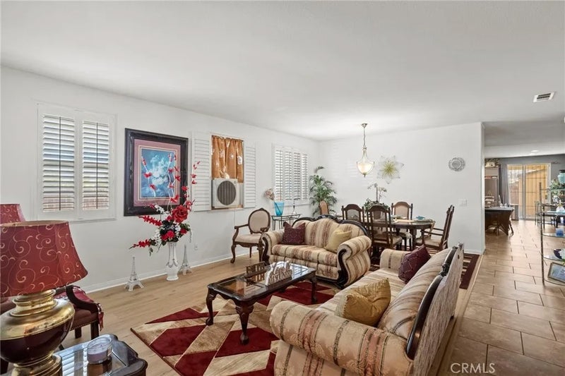 15081 Garibaldi Street