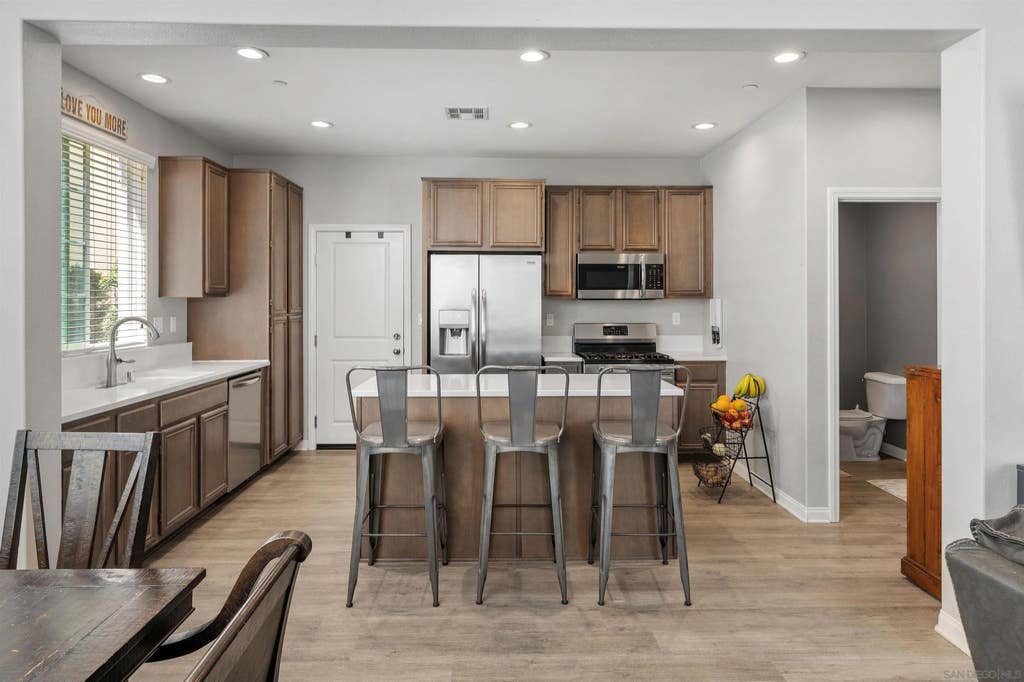 Photo of 1709 Frangipani Ave, Chula Vista, CA 91913 (MLS # 260016890)