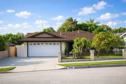 Photo of 3119 E Valley View, West Covina, CA 91792 (MLS # TR26071592)