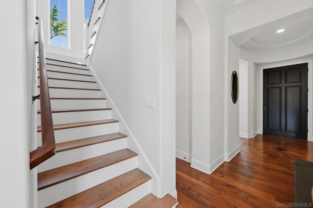 Photo of 2904 Via Conquistador, Carlsbad, CA 92009 (MLS # 260012599)