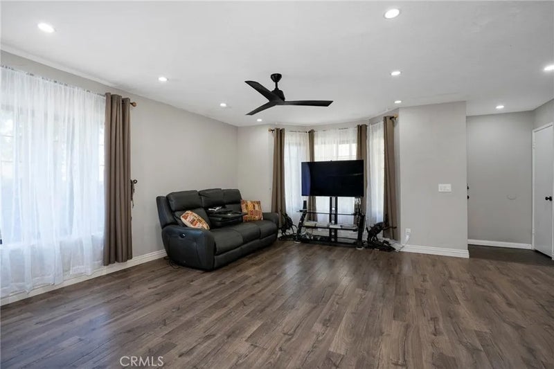 2580 Huntington H