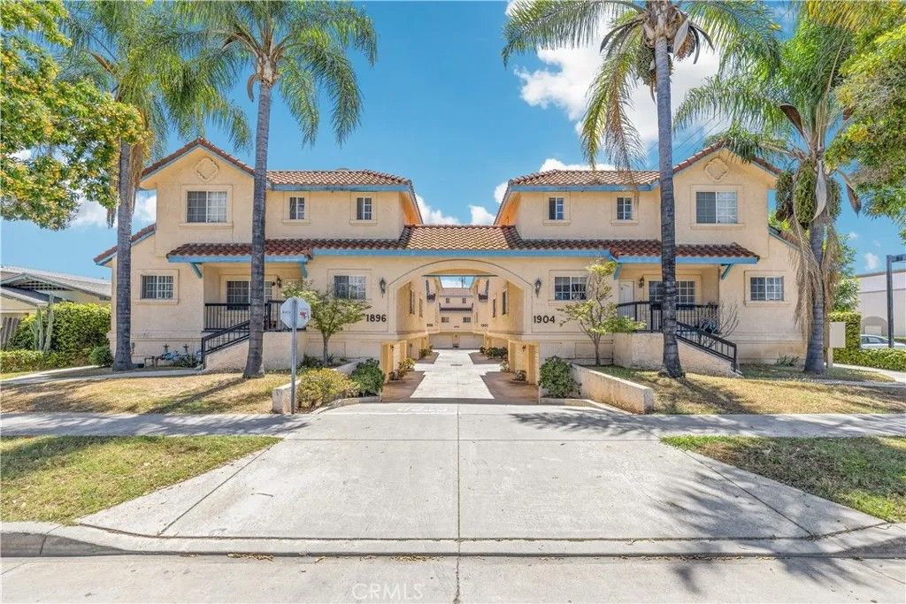 Photo of 1900 Vine St #B, Alhambra, CA 91801 (MLS # TR26088569)