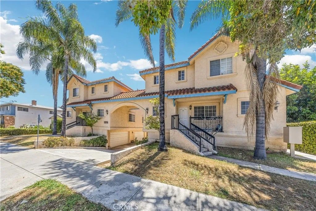 Photo of 1900 Vine St #B, Alhambra, CA 91801 (MLS # TR26088569)