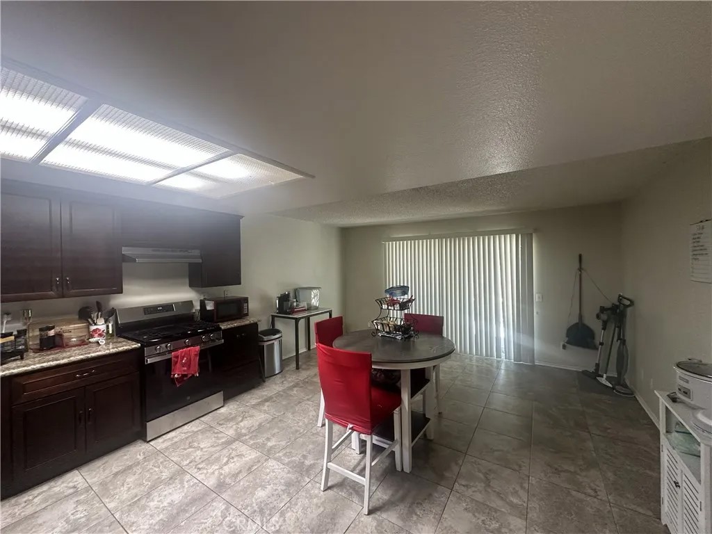 37628 13th East