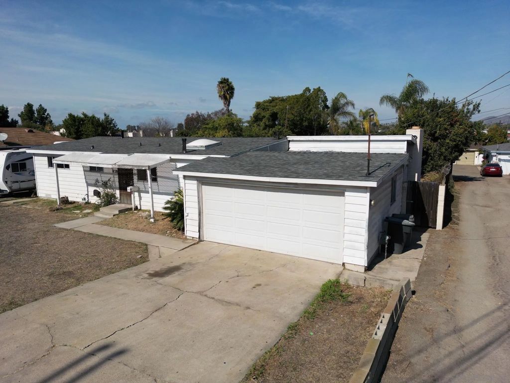 Photo of 7082 Casa Ln, Lemon Grove, CA 91945 (MLS # 250043446)