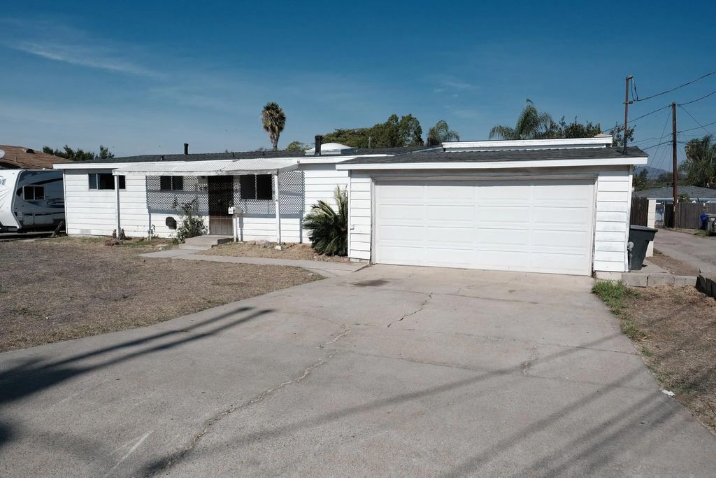 Photo of 7082 Casa Ln, Lemon Grove, CA 91945 (MLS # 250043446)
