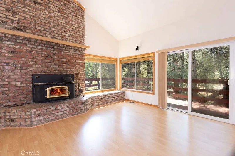 15908 Edgewood