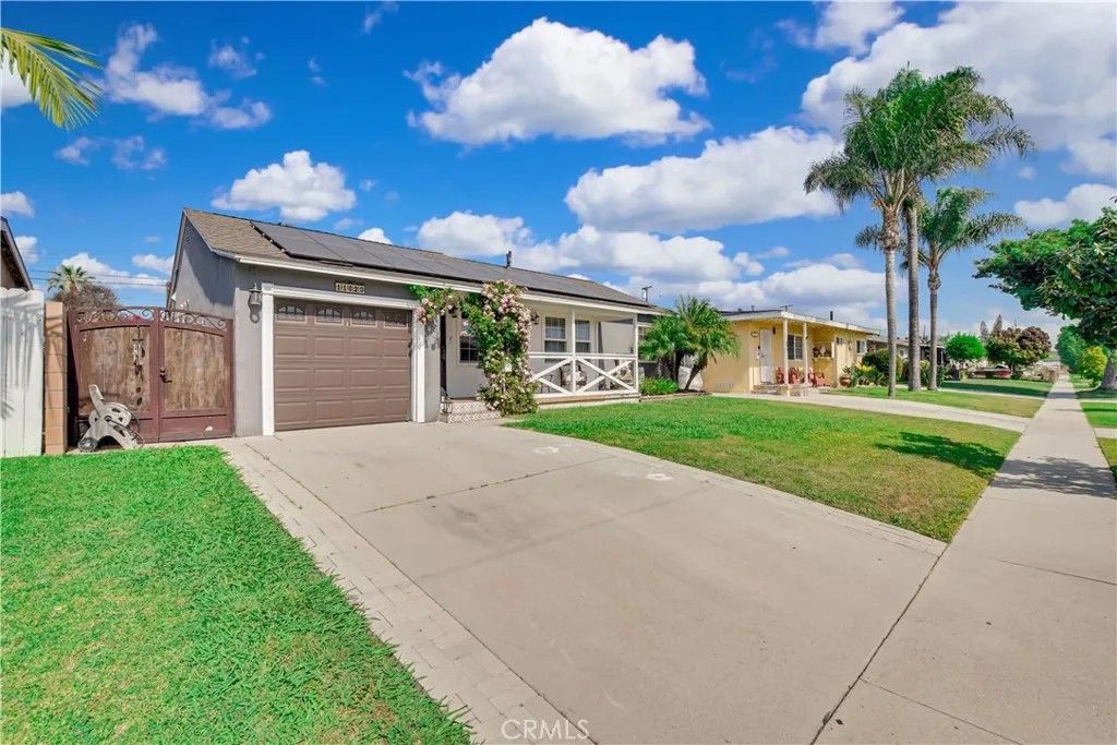 Photo of 11623 Ringwood Ave, Norwalk, CA 90650 (MLS # CV26061855)